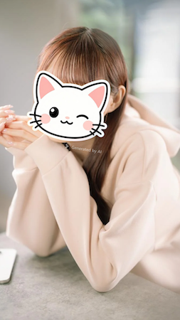 顔を隠した画像